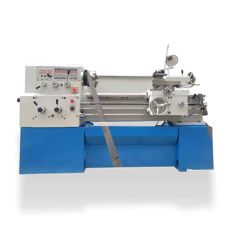 Horizontal Bench Lathe Manual Lathe Machine C6132 Ordinary Lathe Machine for Metal
