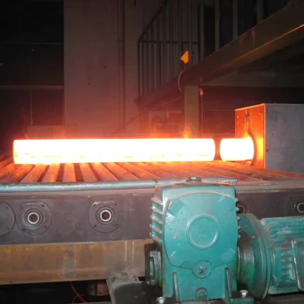 Medium Frequency 70KW PLC Controlled Accurate Temperature Control Reverberatory Forging Furnace for Steel Bar Copper