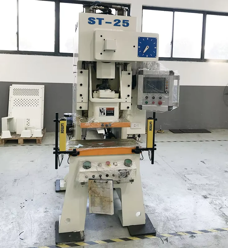 Power Press Machine Pneumatic Punching Metal 25T 35T 60T Hole Punch Stamping Engine Pump Bearing with Motor As Core Component